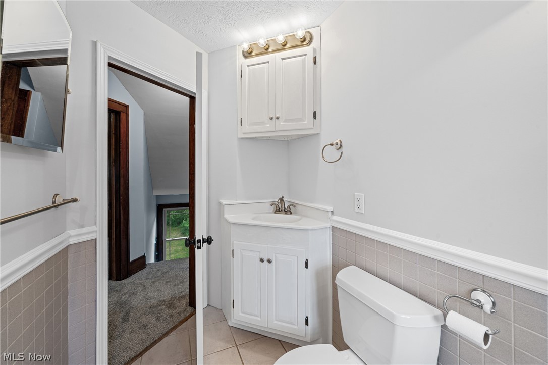 957 Cleveland Avenue Amherst OH 44001