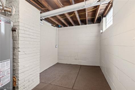 957 Cleveland Avenue Amherst OH 44001