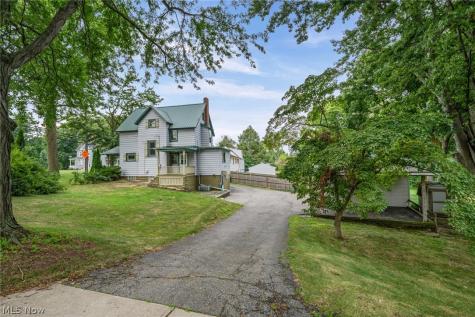 957 Cleveland Avenue Amherst OH 44001