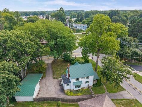 957 Cleveland Avenue Amherst OH 44001