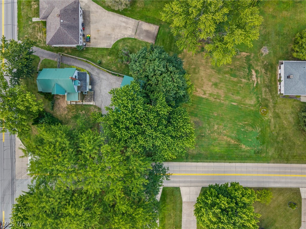 957 Cleveland Avenue Amherst OH 44001