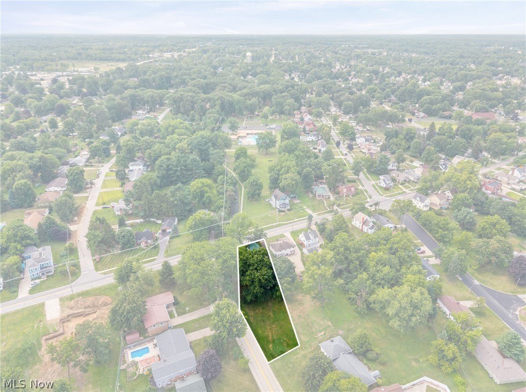 957 Cleveland Avenue Amherst OH 44001