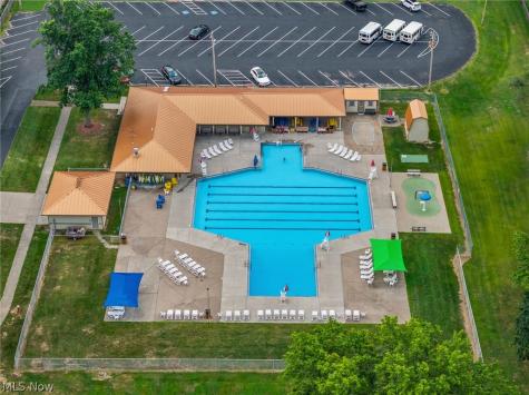957 Cleveland Avenue Amherst OH 44001