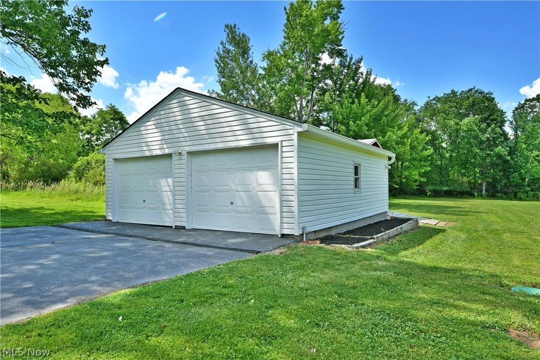 1070 Calla Road E Poland OH 44514
