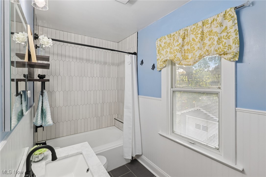 2482 Princeton Road Cleveland Heights OH 44118