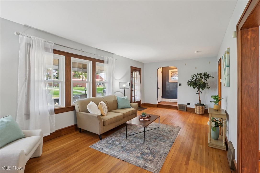 2482 Princeton Road Cleveland Heights OH 44118