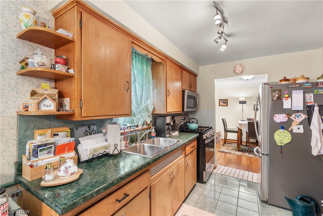 449 Dover Center Road Bay Village OH 44140