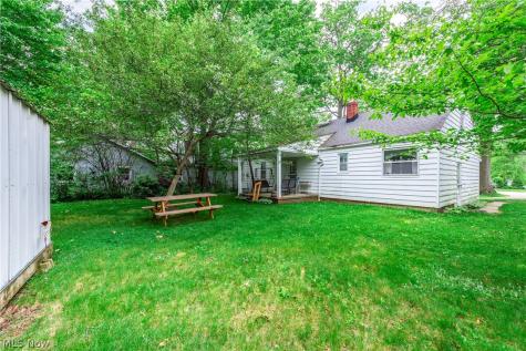 449 Dover Center Road Bay Village OH 44140
