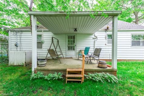 449 Dover Center Road Bay Village OH 44140
