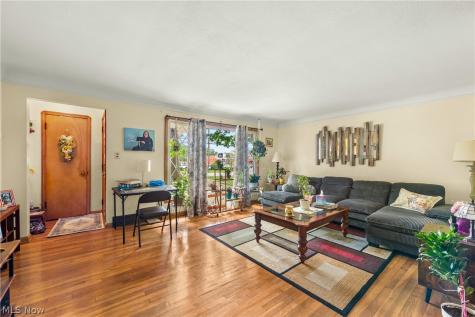 449 Dover Center Road Bay Village OH 44140