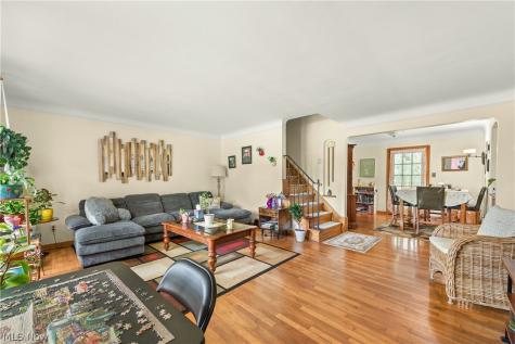 449 Dover Center Road Bay Village OH 44140