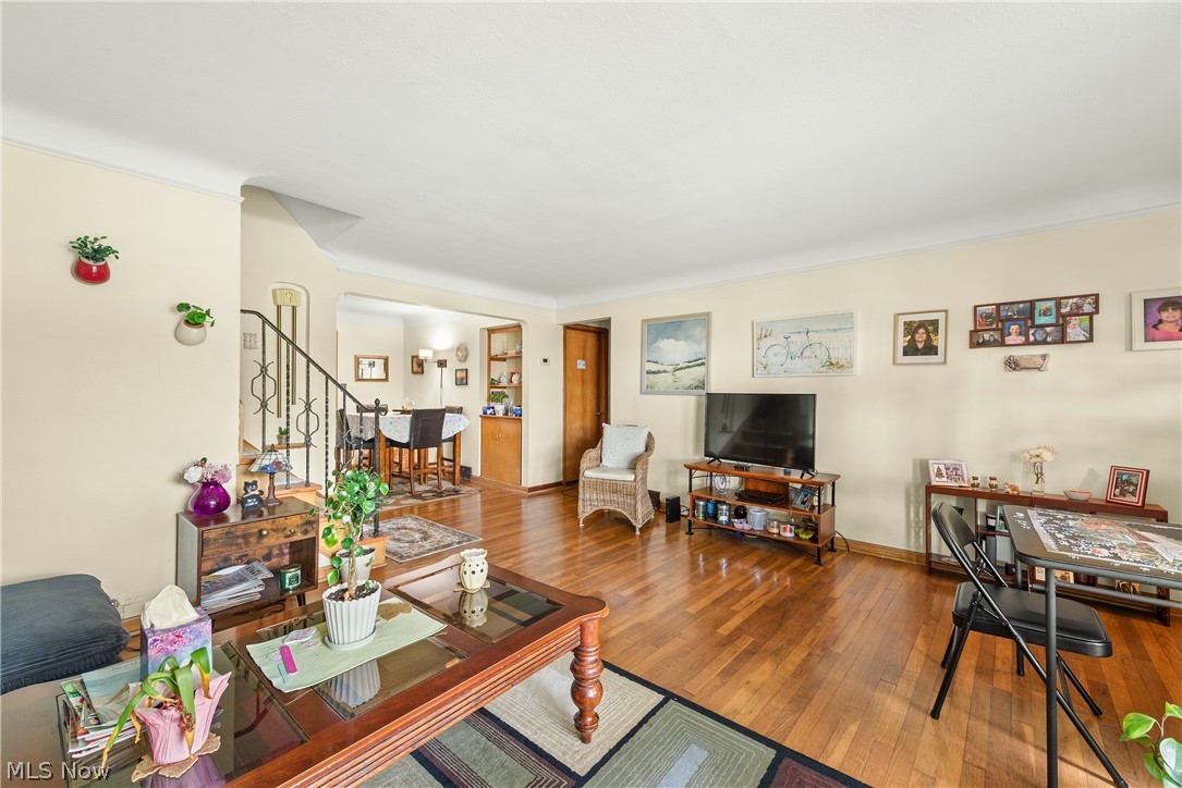 449 Dover Center Road Bay Village OH 44140