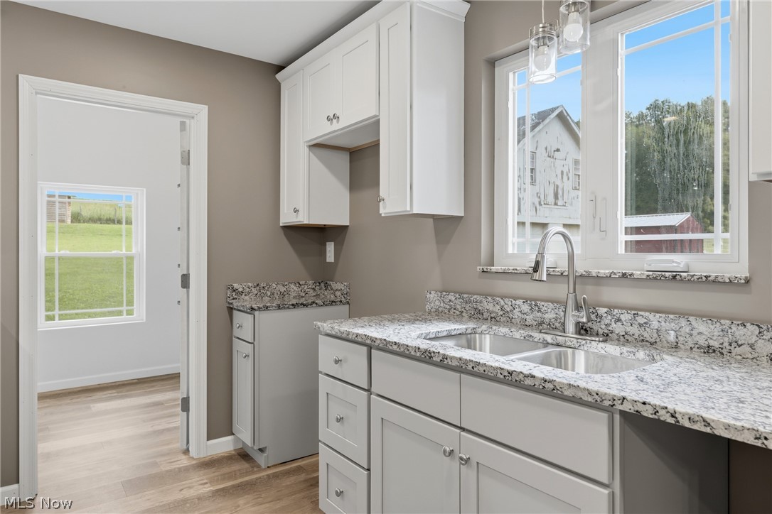 3367 Howenstine Drive SE East Sparta OH 44626
