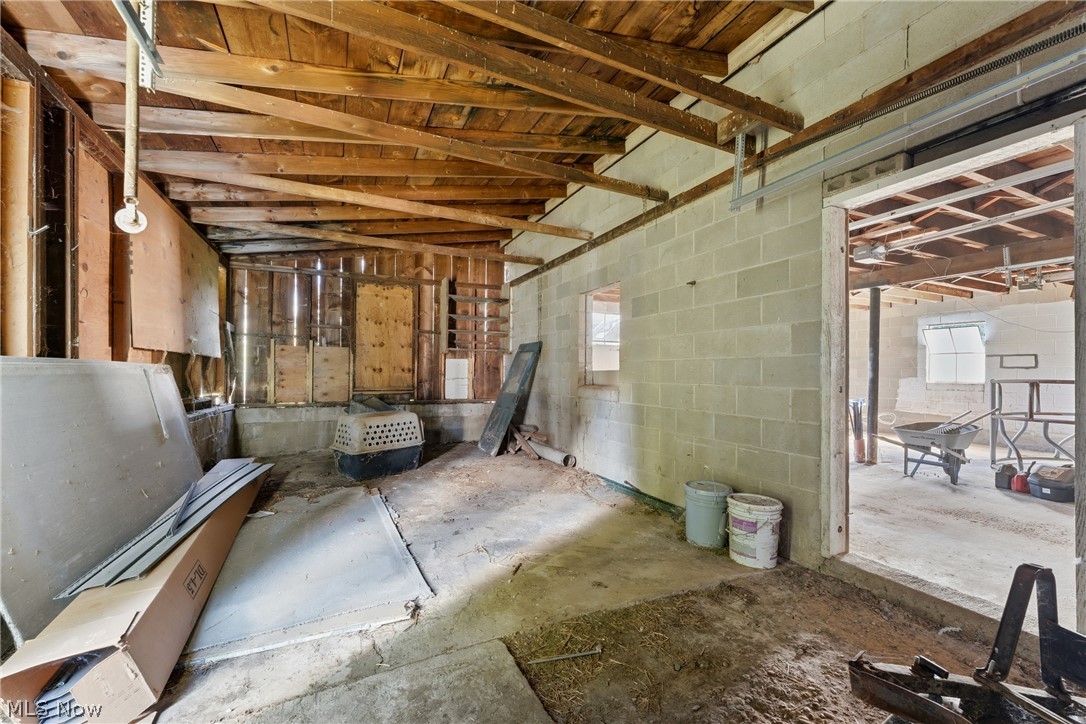 3367 Howenstine Drive SE East Sparta OH 44626