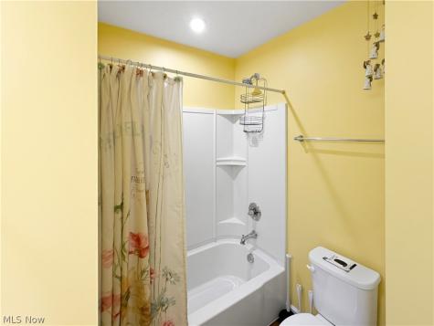 3204 Boettler Street NE Canton OH 44721