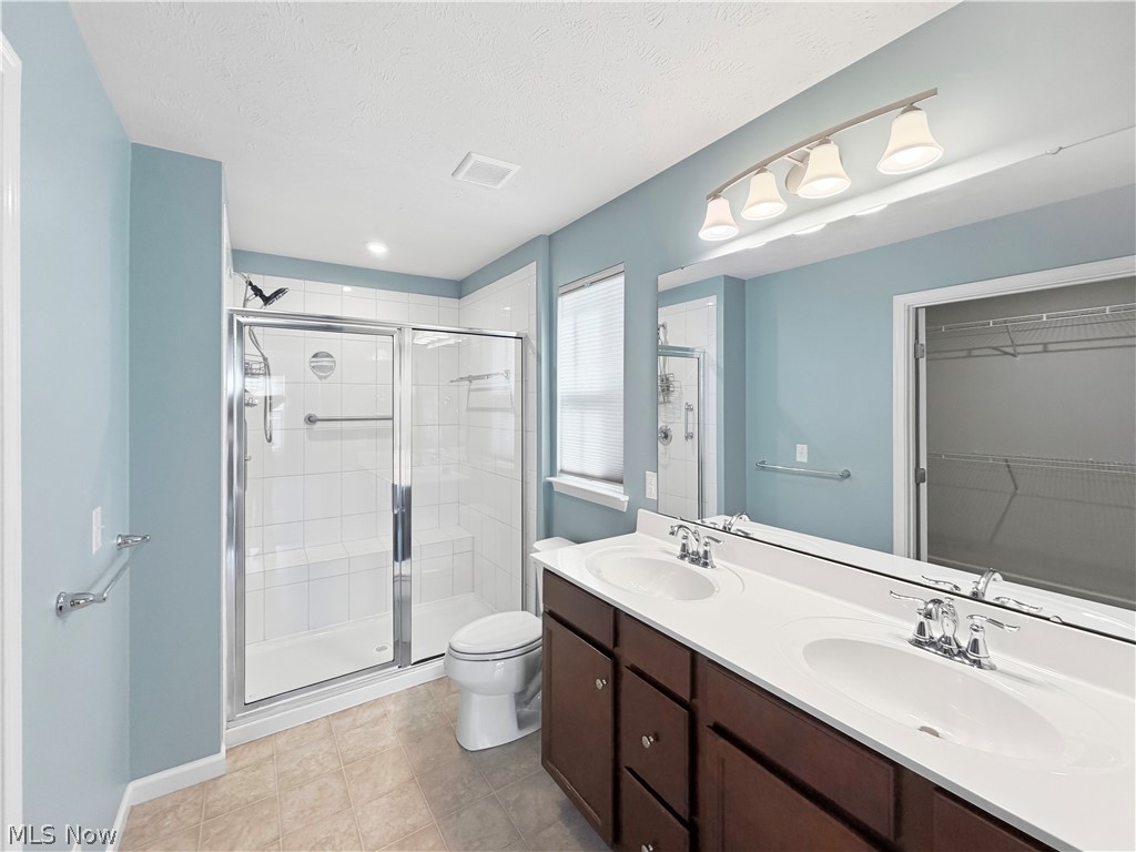 3204 Boettler Street NE Canton OH 44721