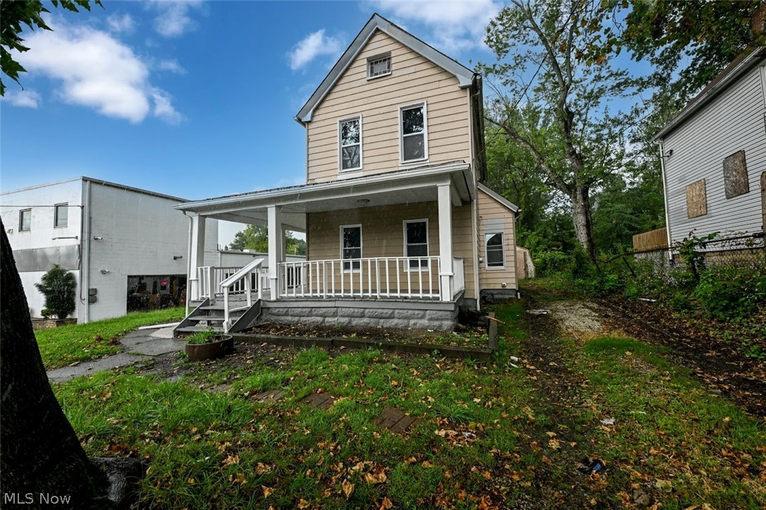 906 E Buchtel Avenue Akron OH 44319