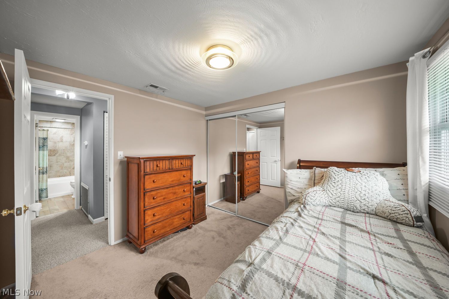 1487 Gillie Drive Streetsboro OH 44241
