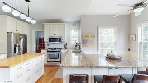 30 Blackberry Drive Hudson OH 44236