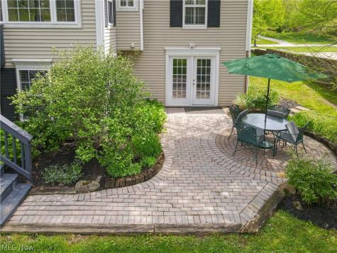 30 Blackberry Drive Hudson OH 44236