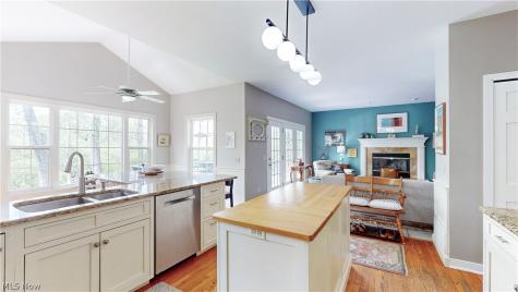 30 Blackberry Drive Hudson OH 44236