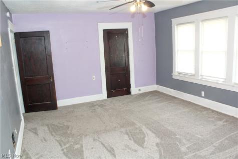 306 S Hazelwood Avenue Youngstown OH 44509