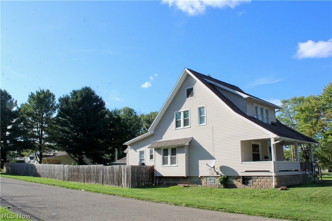 306 S Hazelwood Avenue Youngstown OH 44509