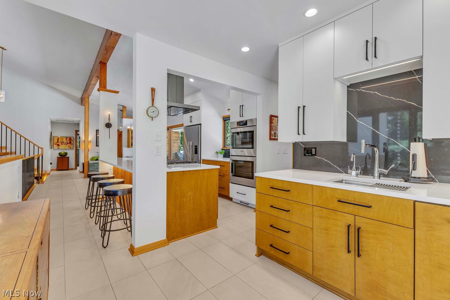 29523 Wolf Road Bay Village OH 44140