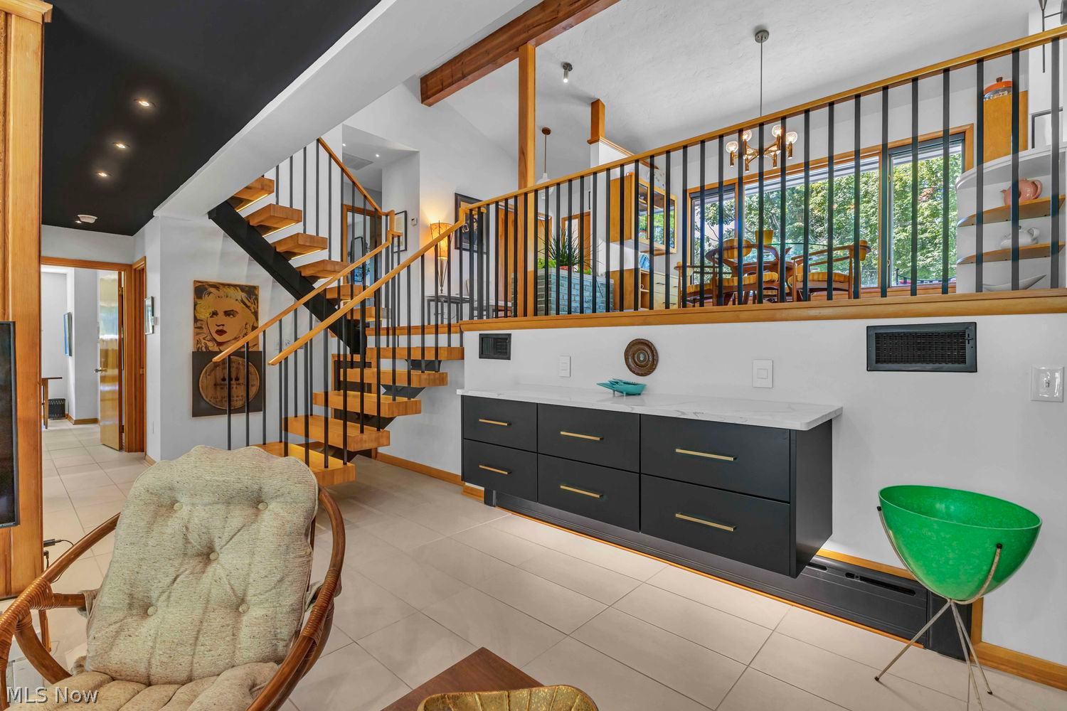 29523 Wolf Road Bay Village OH 44140