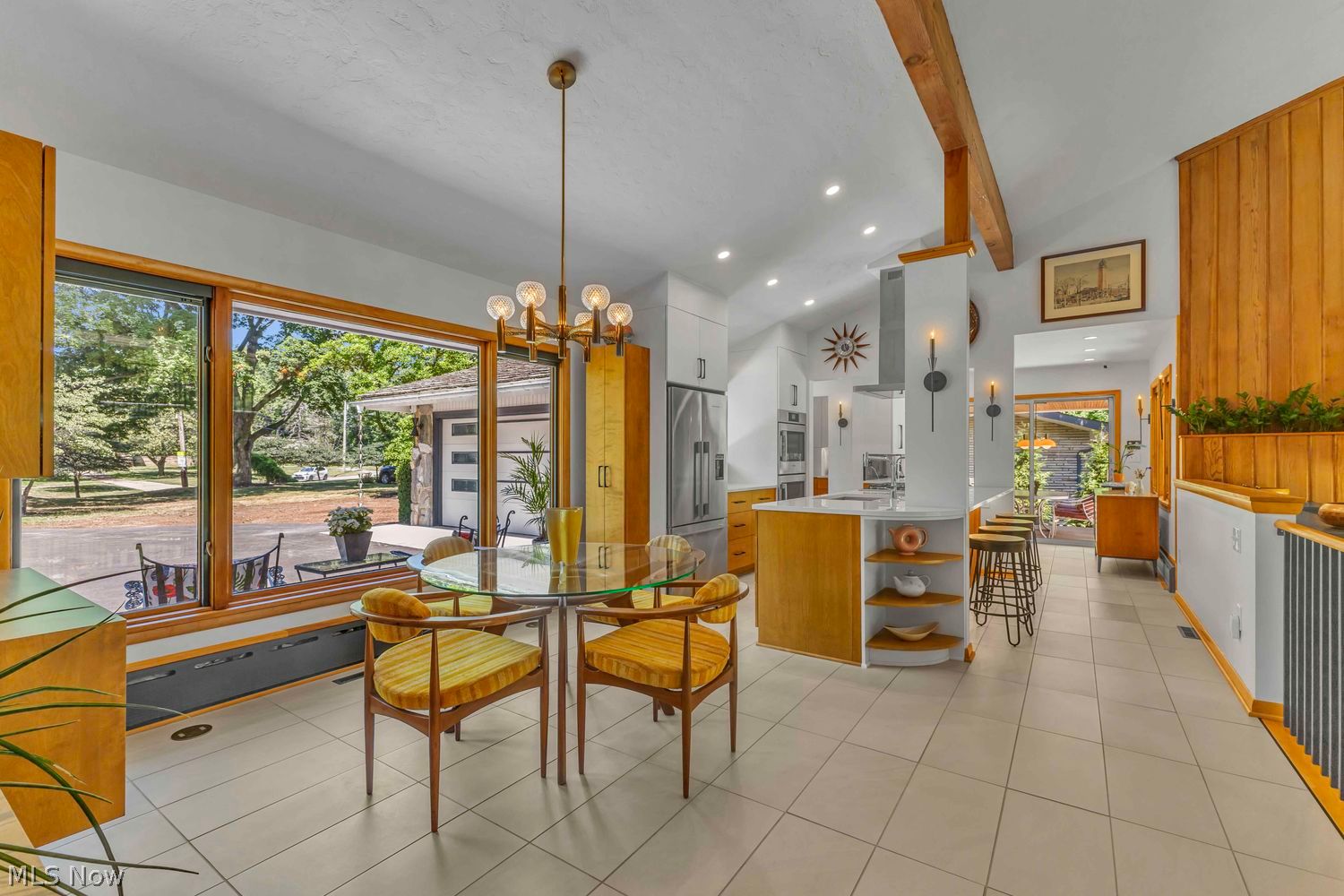 29523 Wolf Road Bay Village OH 44140