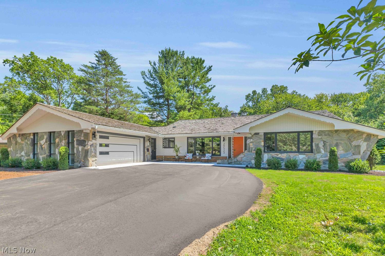 29523 Wolf Road Bay Village OH 44140