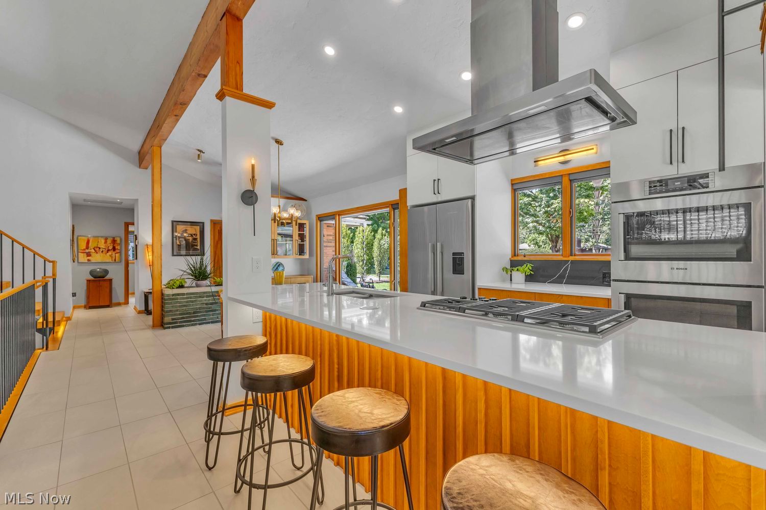 29523 Wolf Road Bay Village OH 44140