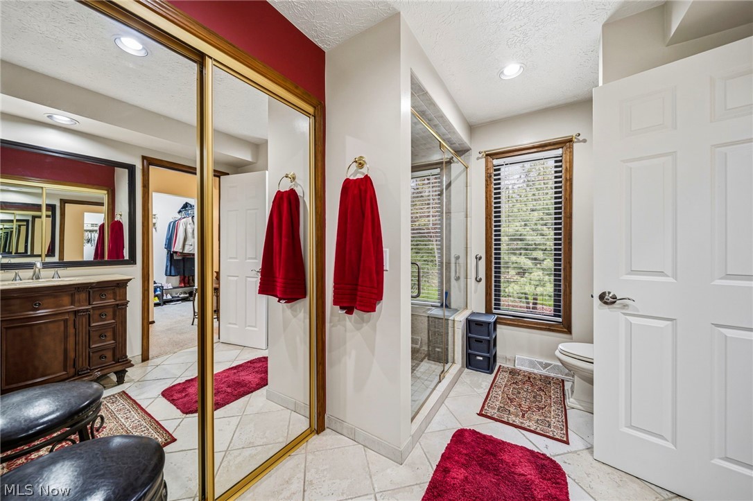 9060 Bluejay Lane Mentor OH 44060