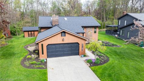 9060 Bluejay Lane Mentor OH 44060