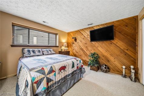 9060 Bluejay Lane Mentor OH 44060