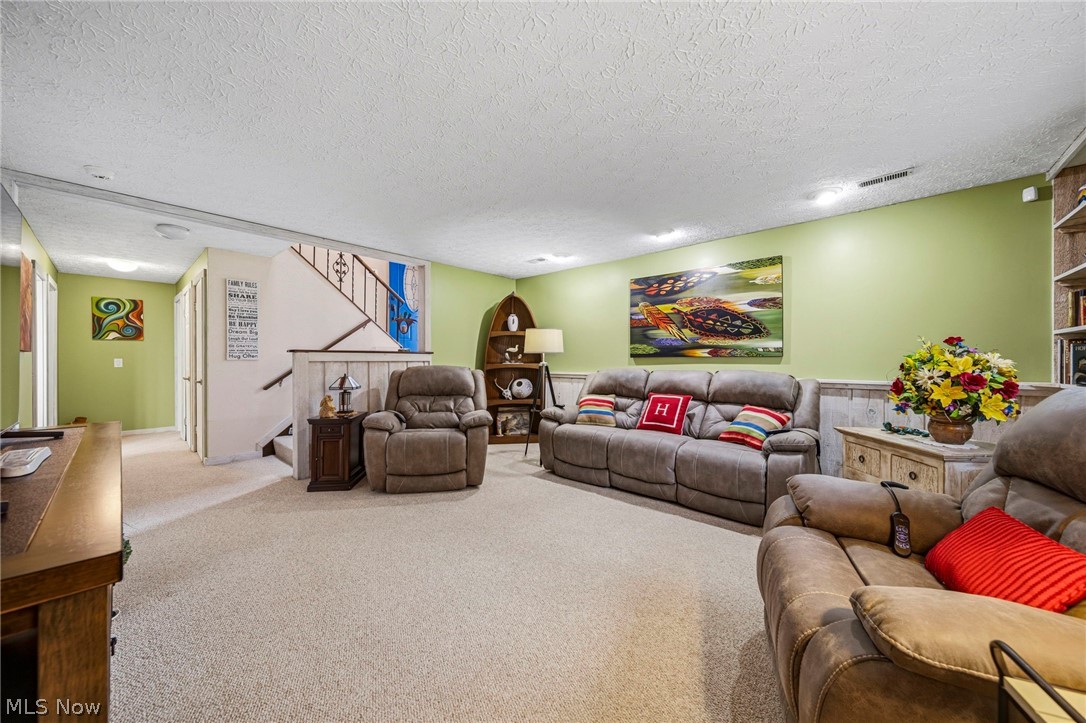 9060 Bluejay Lane Mentor OH 44060
