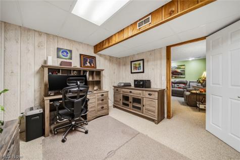 9060 Bluejay Lane Mentor OH 44060