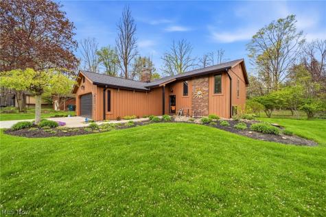 9060 Bluejay Lane Mentor OH 44060