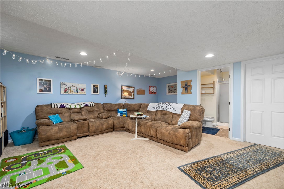 6463 Rubystone Lane Medina OH 44256