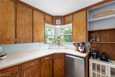 224 Ertle Avenue NE Massillon OH 44646