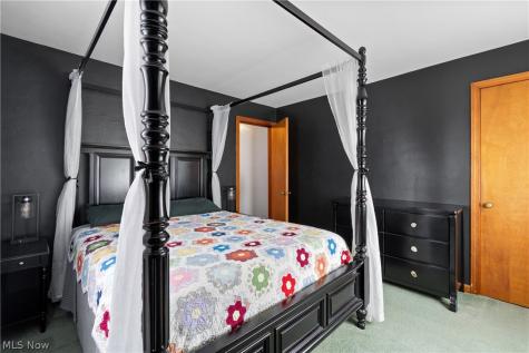 224 Ertle Avenue NE Massillon OH 44646