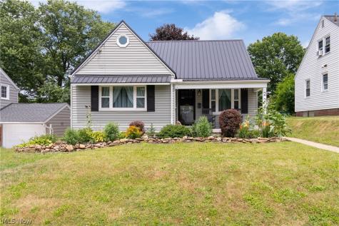 224 Ertle Avenue NE Massillon OH 44646