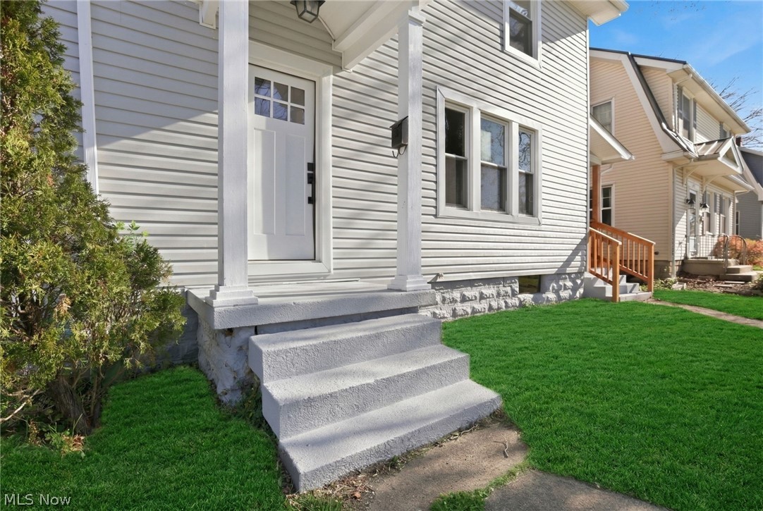 637 Lenox Avenue Zanesville OH 43701