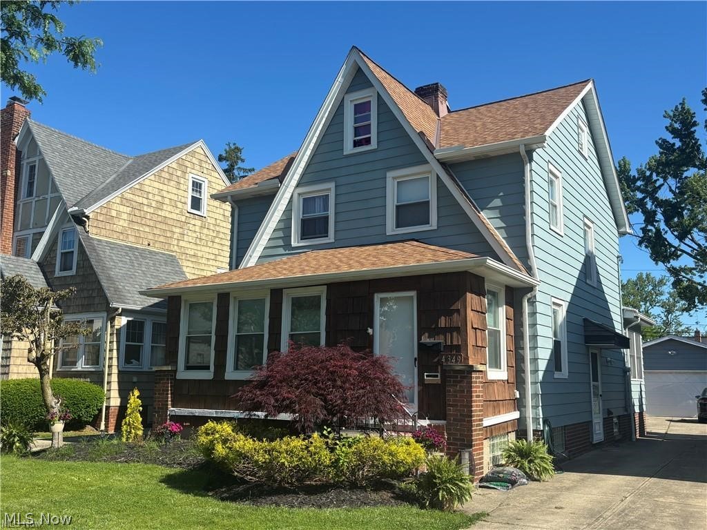 4349 Ardmore Road South Euclid OH 44121