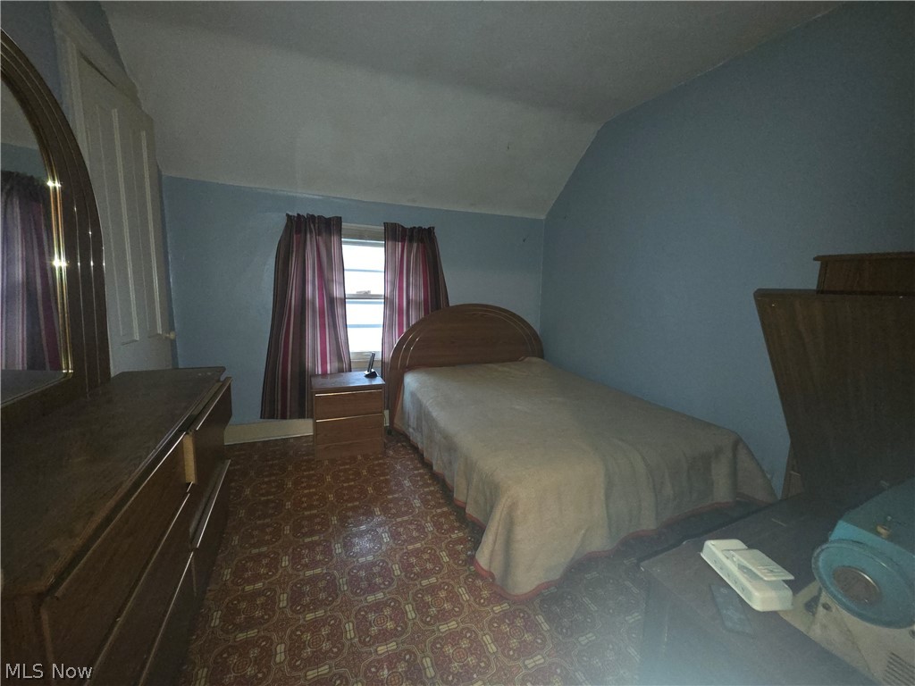 1055 E 68th Street Cleveland OH 44103