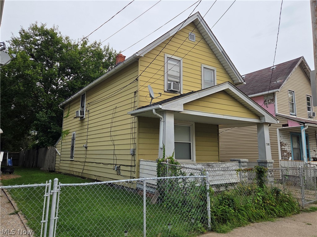 1055 E 68th Street Cleveland OH 44103