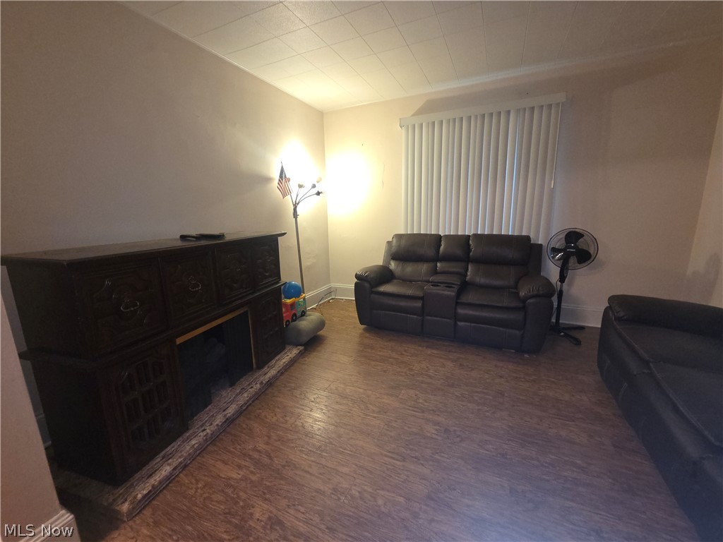 1055 E 68th Street Cleveland OH 44103