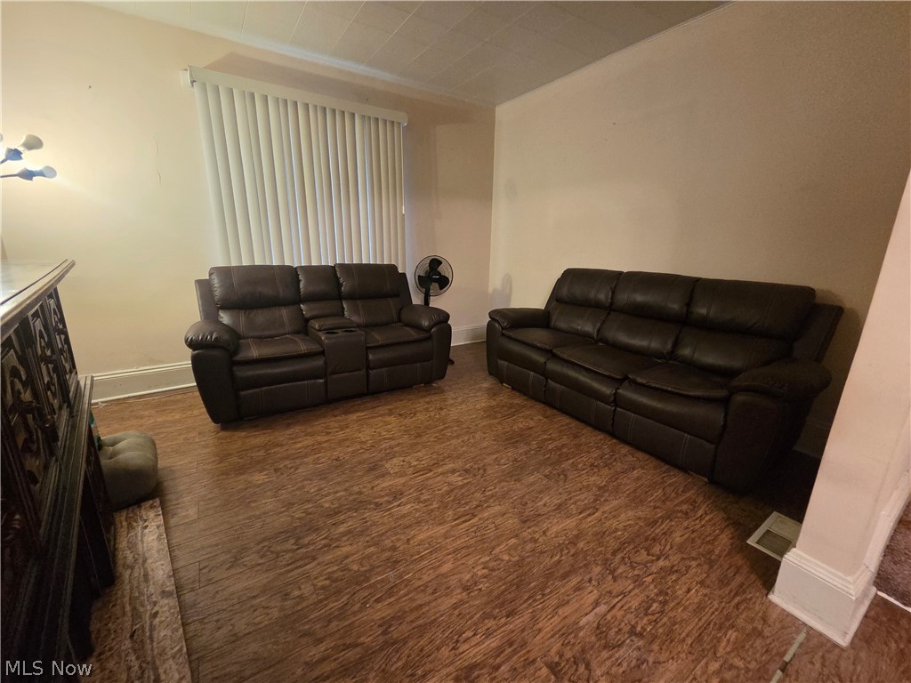 1055 E 68th Street Cleveland OH 44103