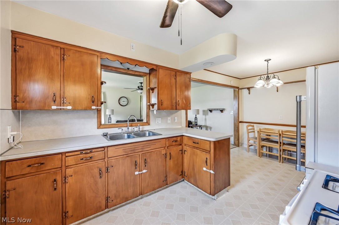 35 S Kimberly Avenue Austintown OH 44515
