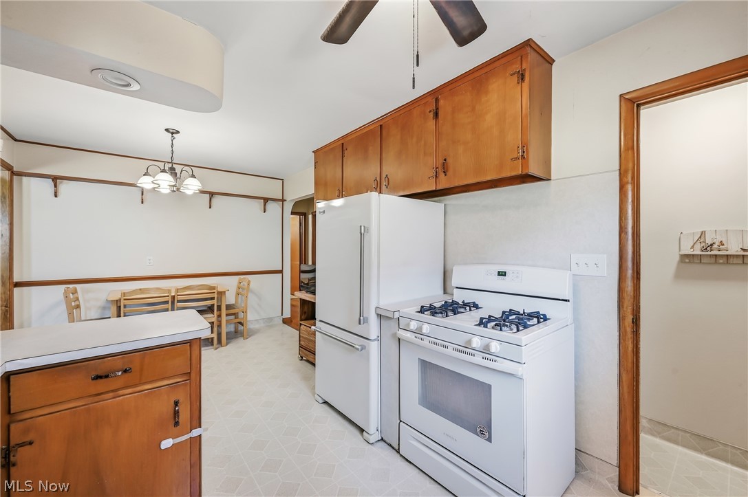 35 S Kimberly Avenue Austintown OH 44515